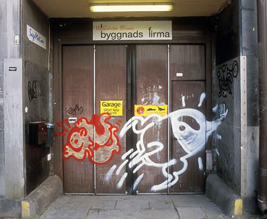 Gates of graffiti